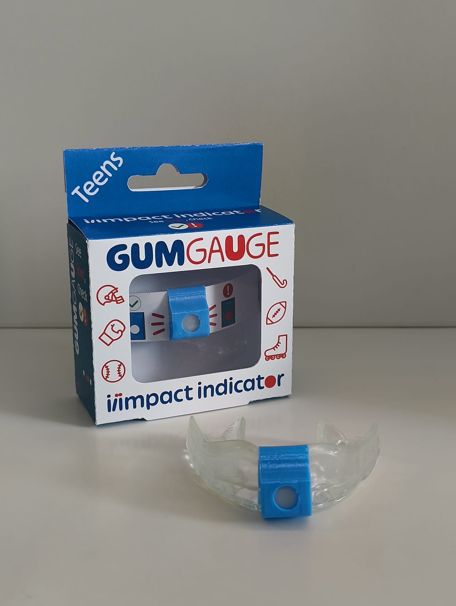 GumGauge Teens — blue packaging with clear mouthguard and impact indicator